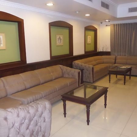 Hotel Elegance Kaladi Ngoại thất bức ảnh